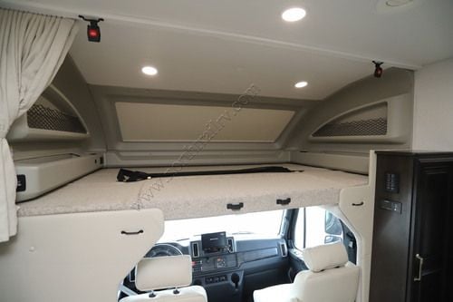 2027 Jayco Seneca Prestige 37M