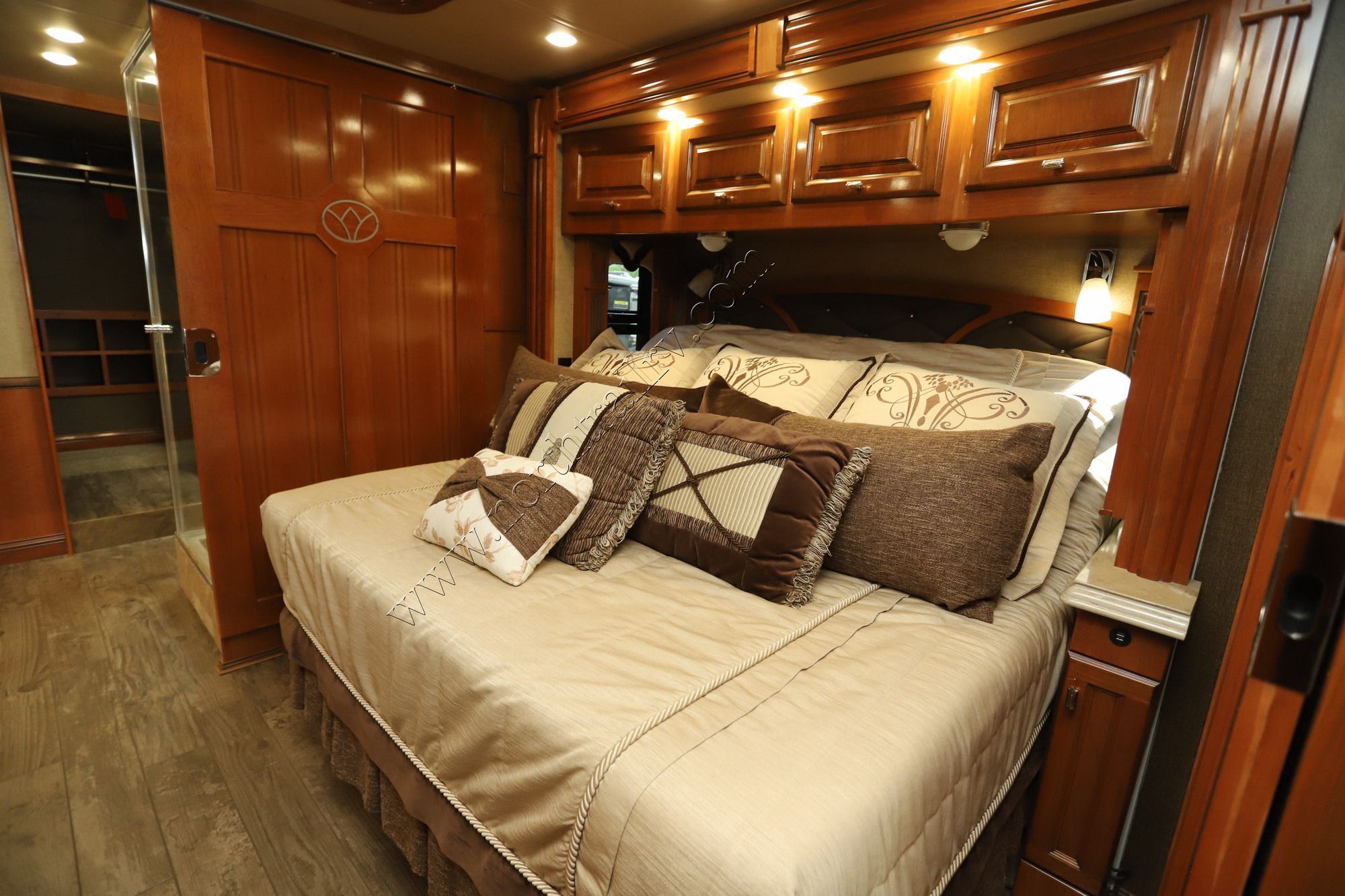 Used 2017 Tiffin Motor Homes Allegro Bus 45OPP Class A  For Sale