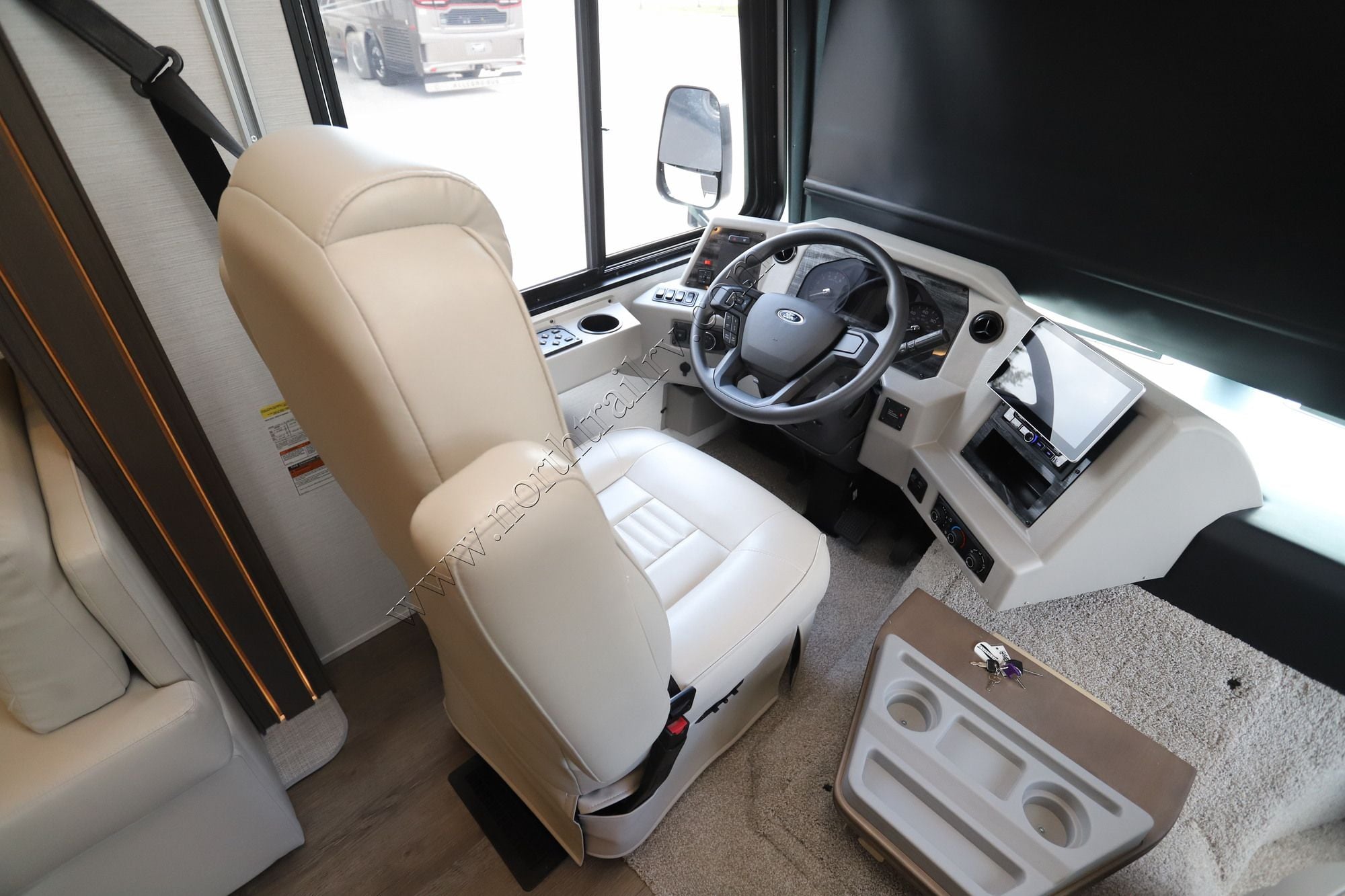 New 2027 Newmar Bay Star 3640 Class A  For Sale