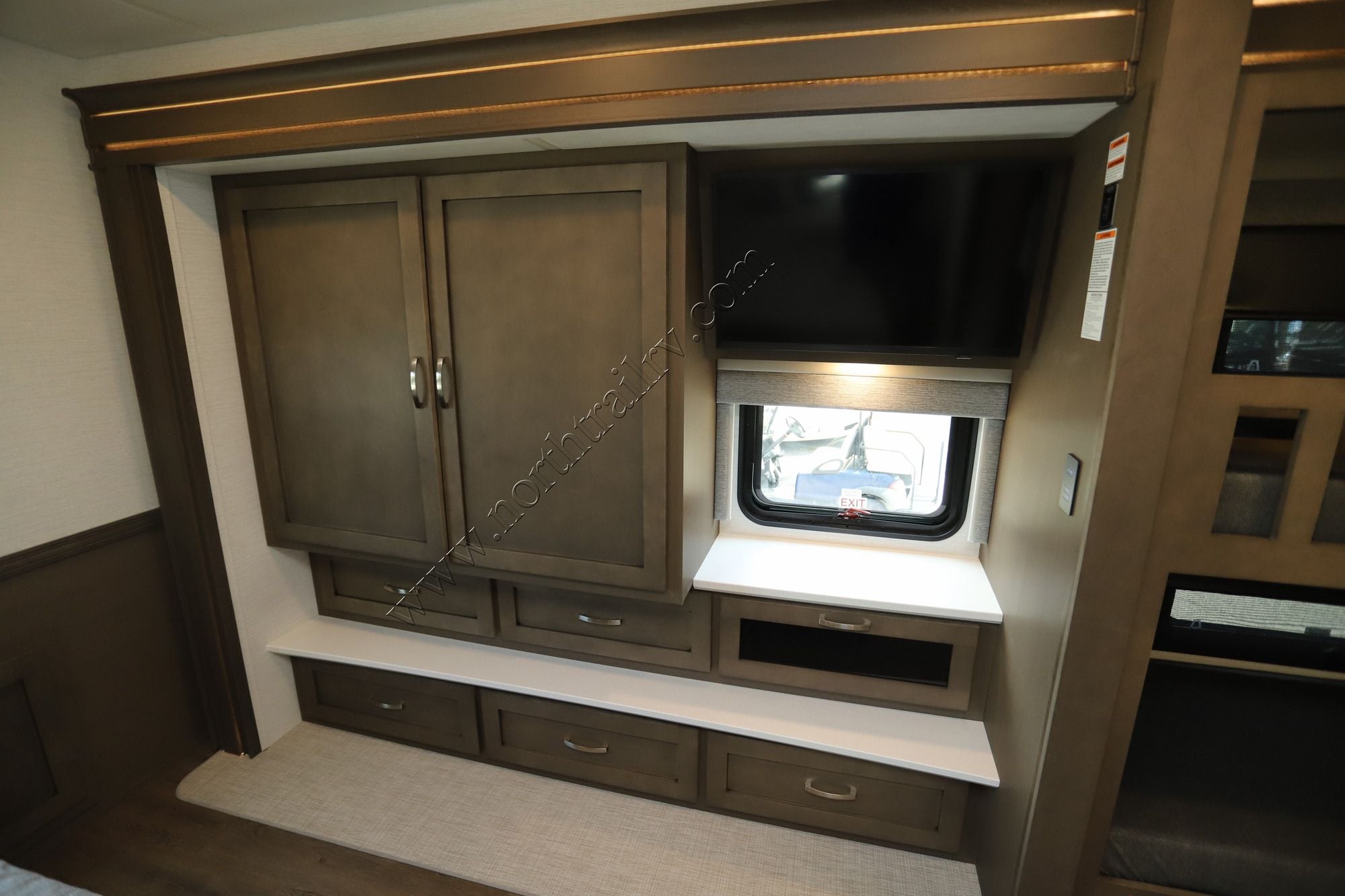 New 2027 Newmar Bay Star 3640 Class A  For Sale