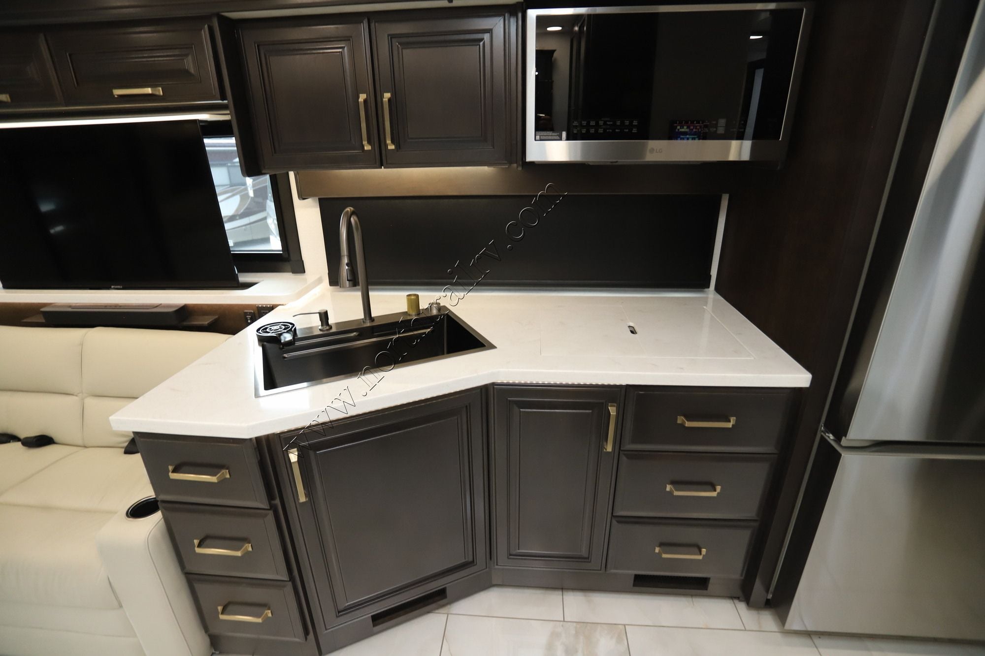 New 2027 Jayco Seneca Prestige 37M Super C  For Sale