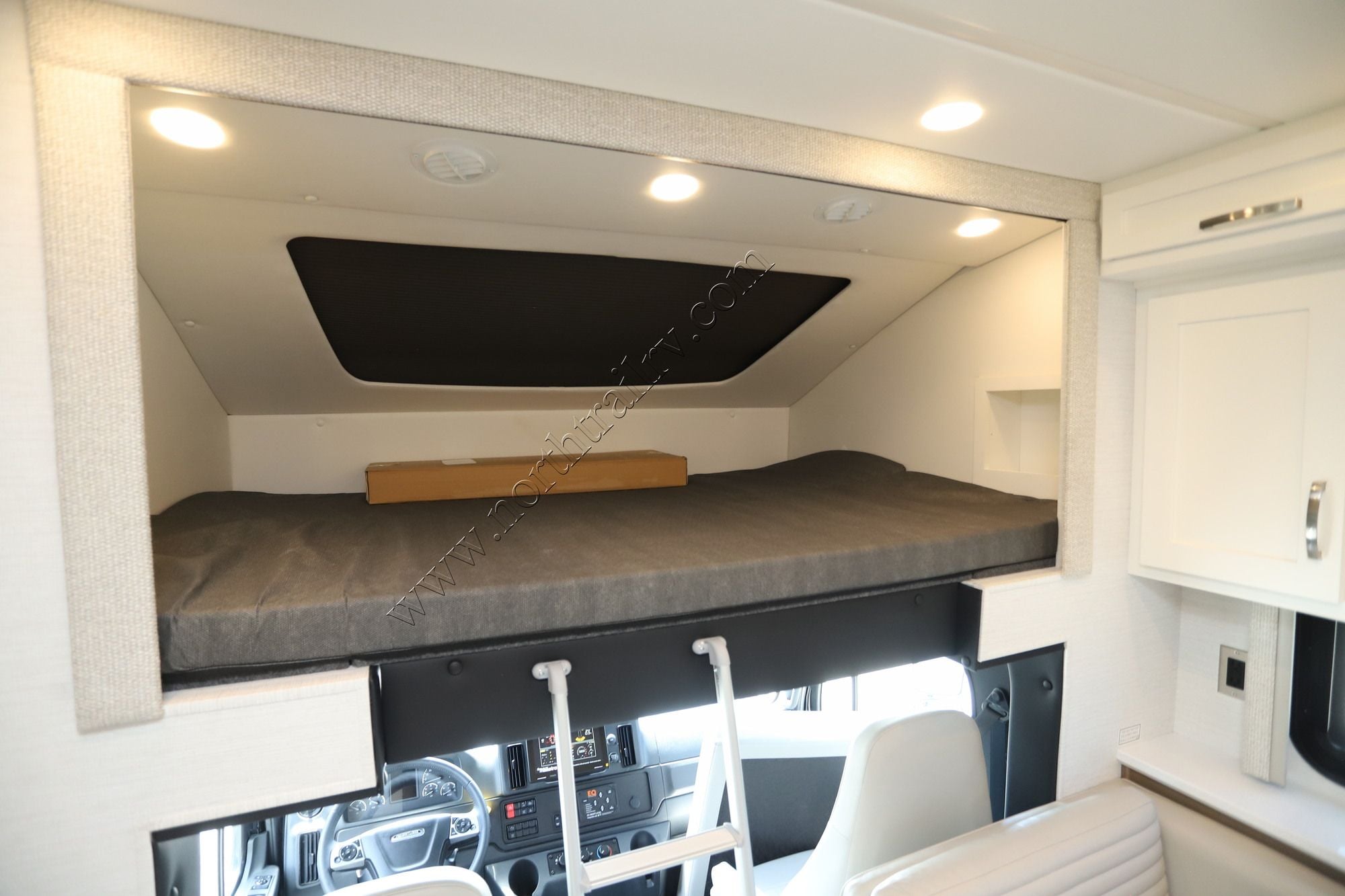 New 2027 Newmar Grand Star 3444 Super C  For Sale