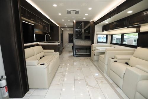 2027 Jayco Seneca Prestige 37M