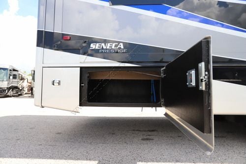 2027 Jayco Seneca Prestige 37M