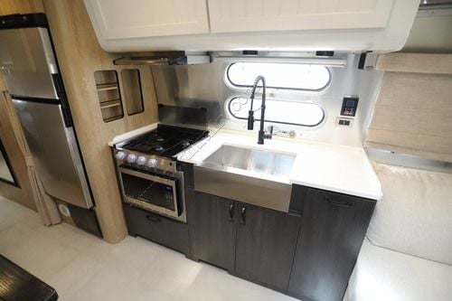 2022 Airstream Pottery Barn 28 RBT