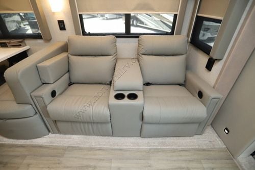 2025 Renegade Rv Valencia 36SB Super C