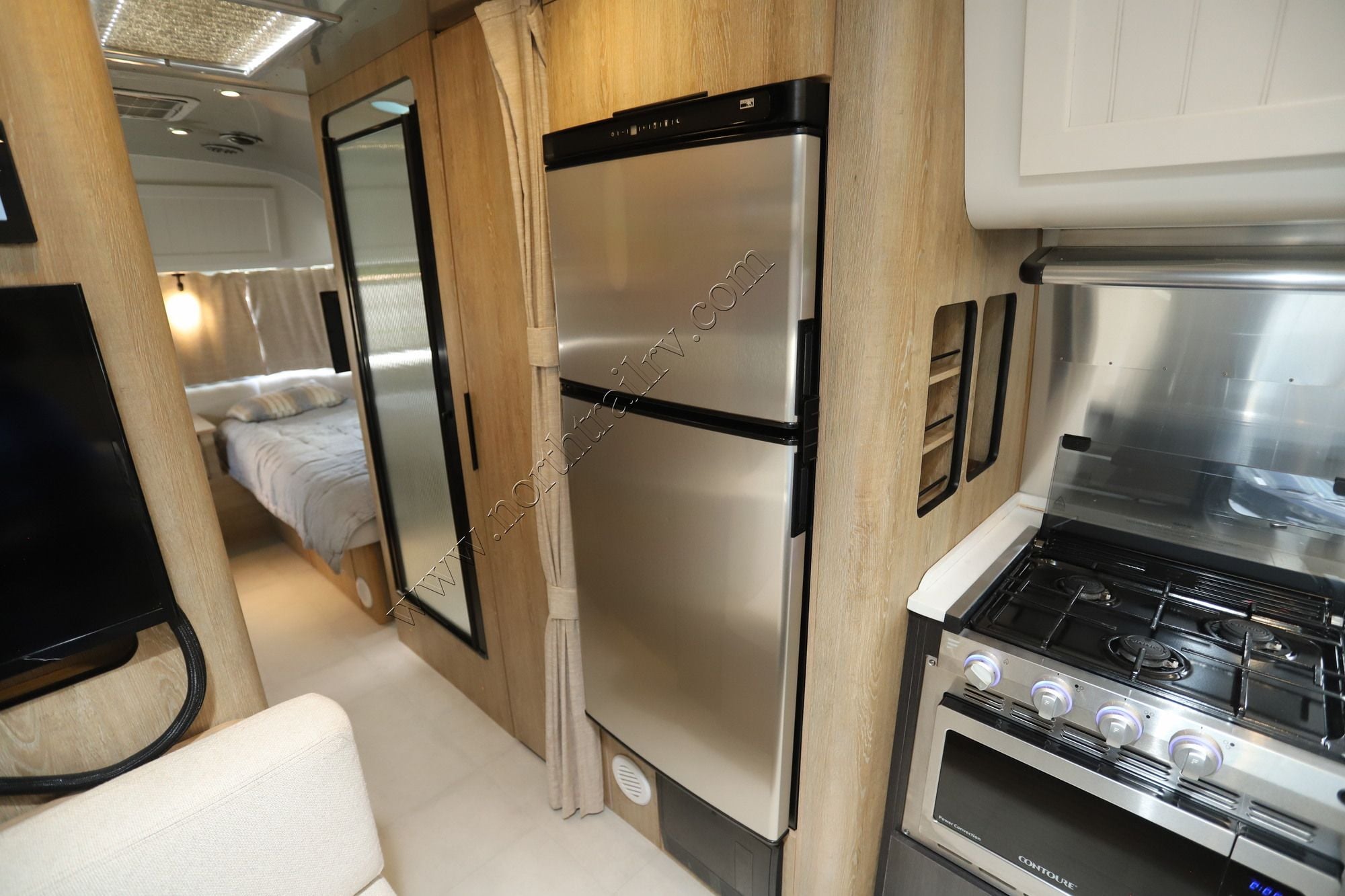 2022 Airstream Pottery Barn 28 RBT Travel Trailer Used  For Sale