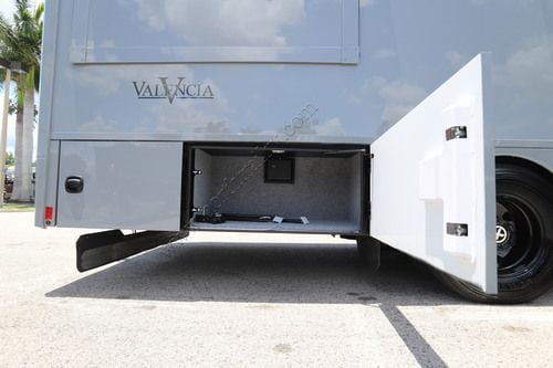 2025 Renegade Rv Valencia 36SB Super C