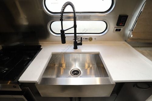 2022 Airstream Pottery Barn 28 RBT
