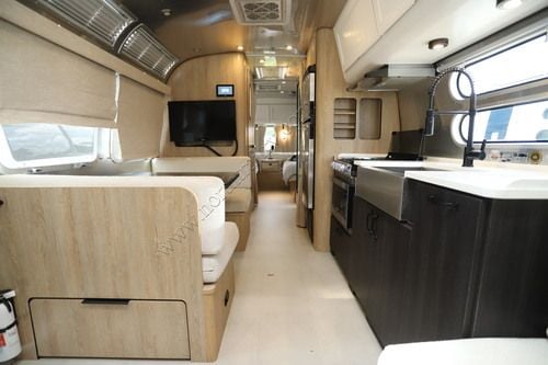 2022 Airstream Pottery Barn 28 RBT