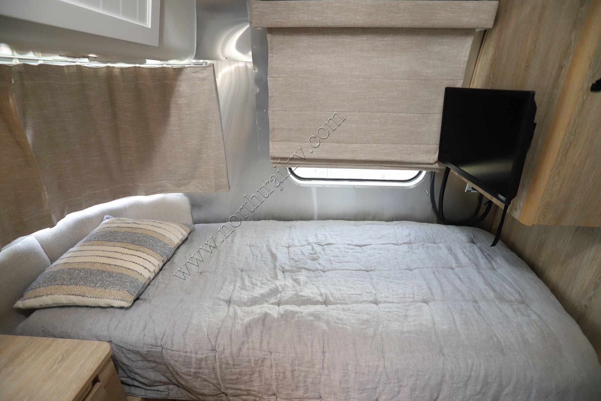 2022 Airstream Pottery Barn 28 RBT Travel Trailer Used  For Sale