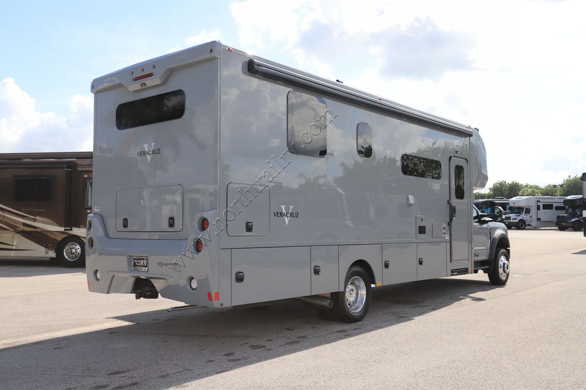 New 2027 Renegade Rv Veracruz 33VRS Super C  For Sale