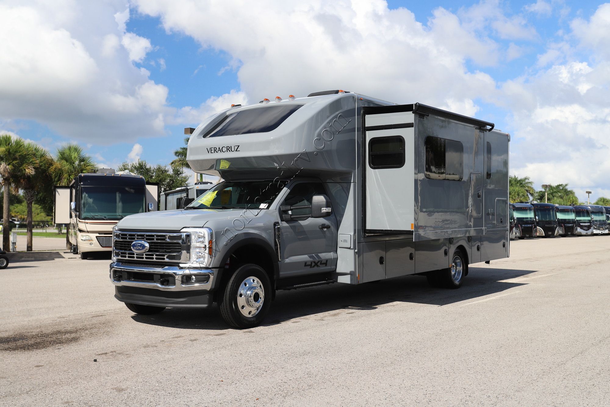 New 2027 Renegade Rv Veracruz 33VRS Super C  For Sale