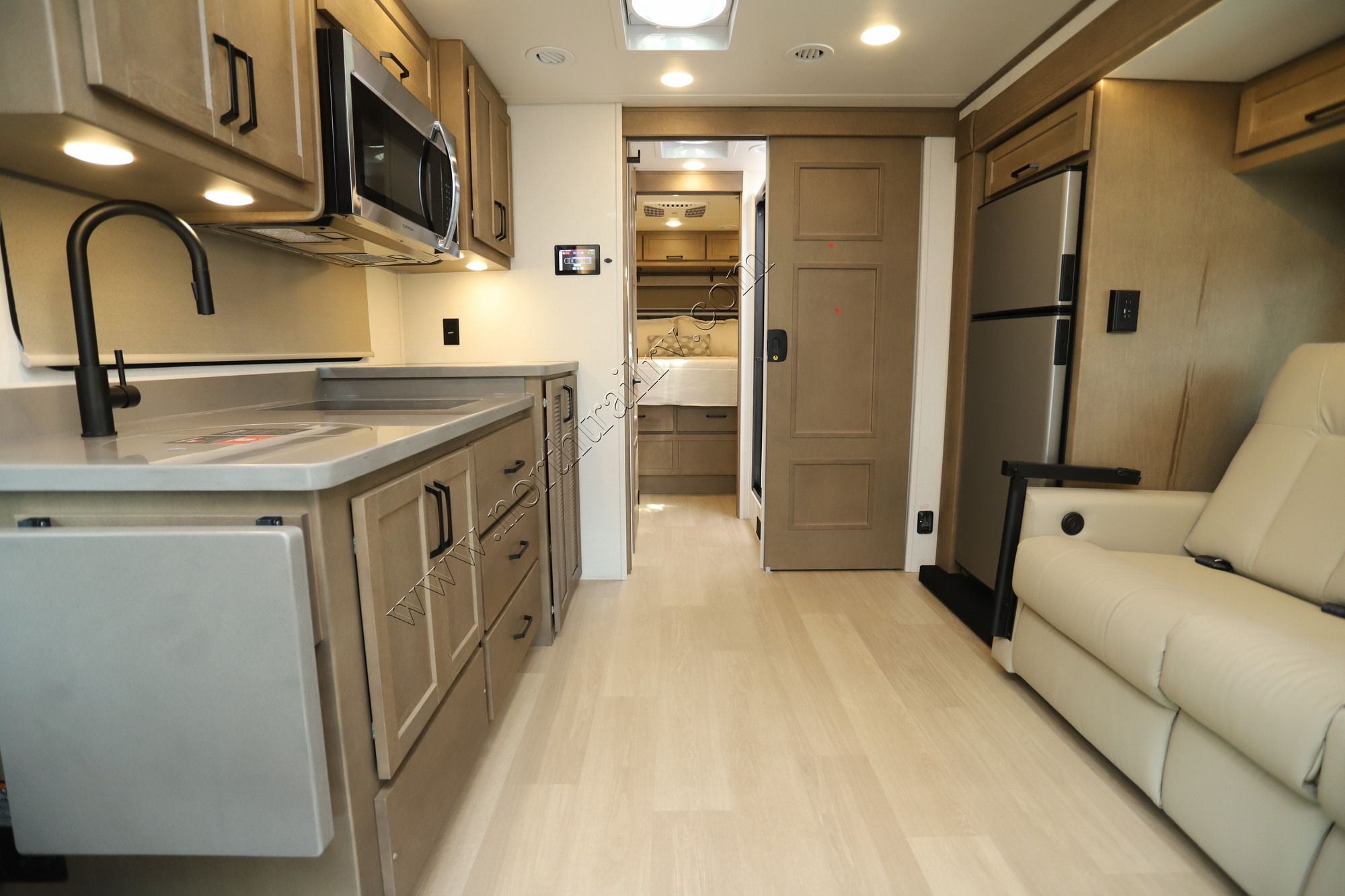 New 2027 Renegade Rv Veracruz 33VRS Super C  For Sale