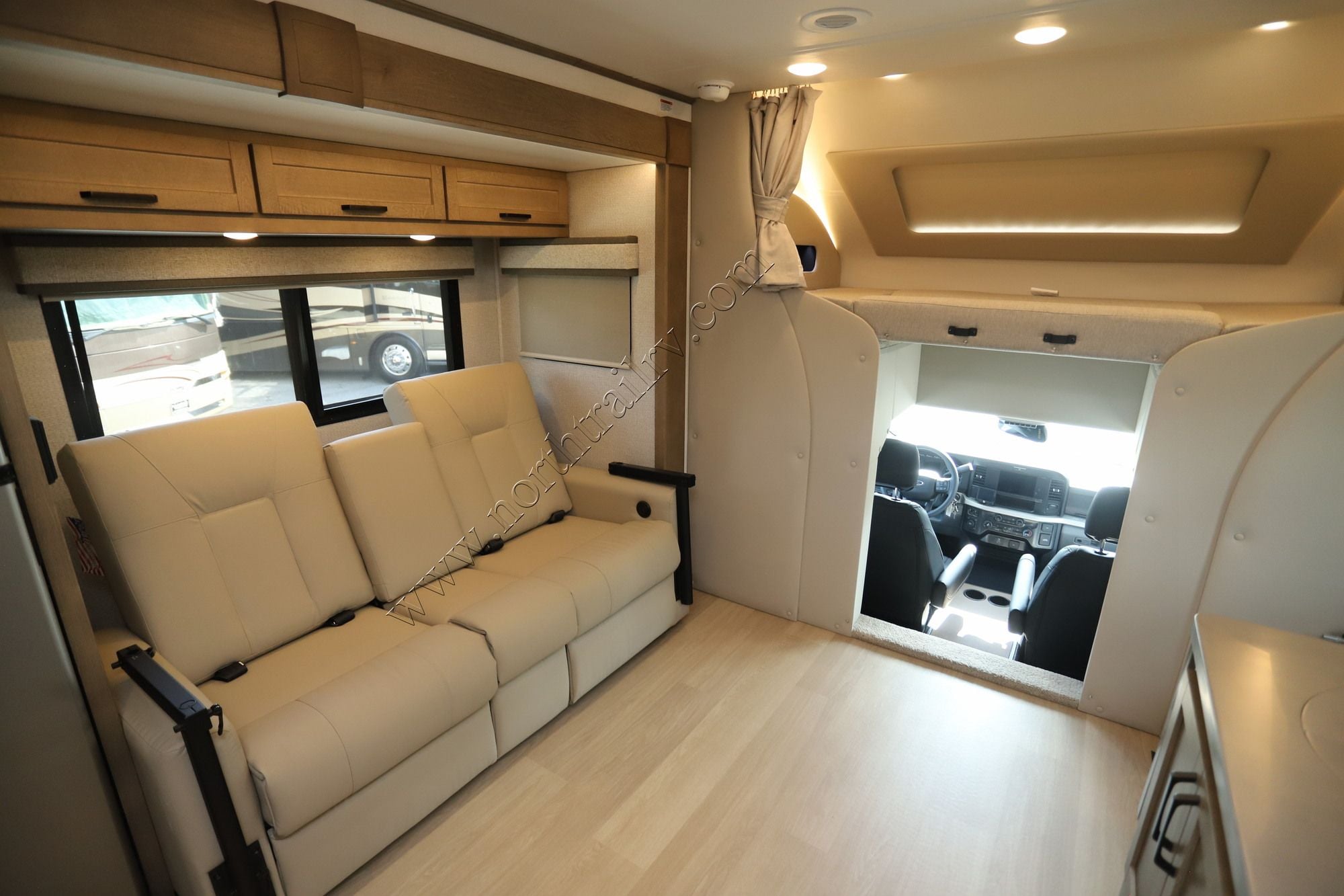 New 2027 Renegade Rv Veracruz 33VRS Super C  For Sale