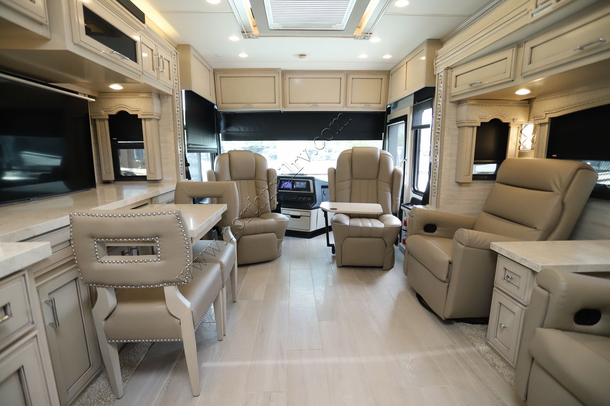 Used 2023 Newmar Ventana 3407 Class A  For Sale