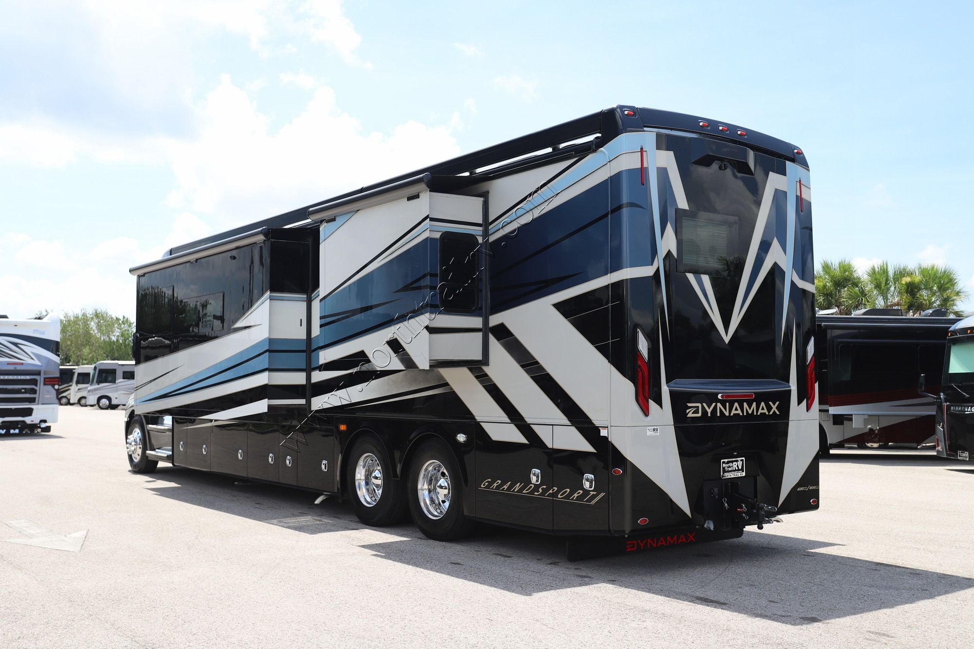 New 2026 Dynamax Grand Sport 45CB Super C  For Sale