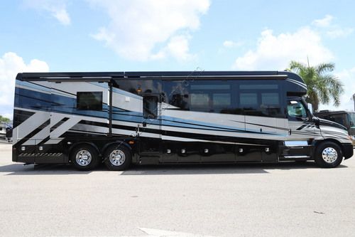 2026 Dynamax Grand Sport 45CB