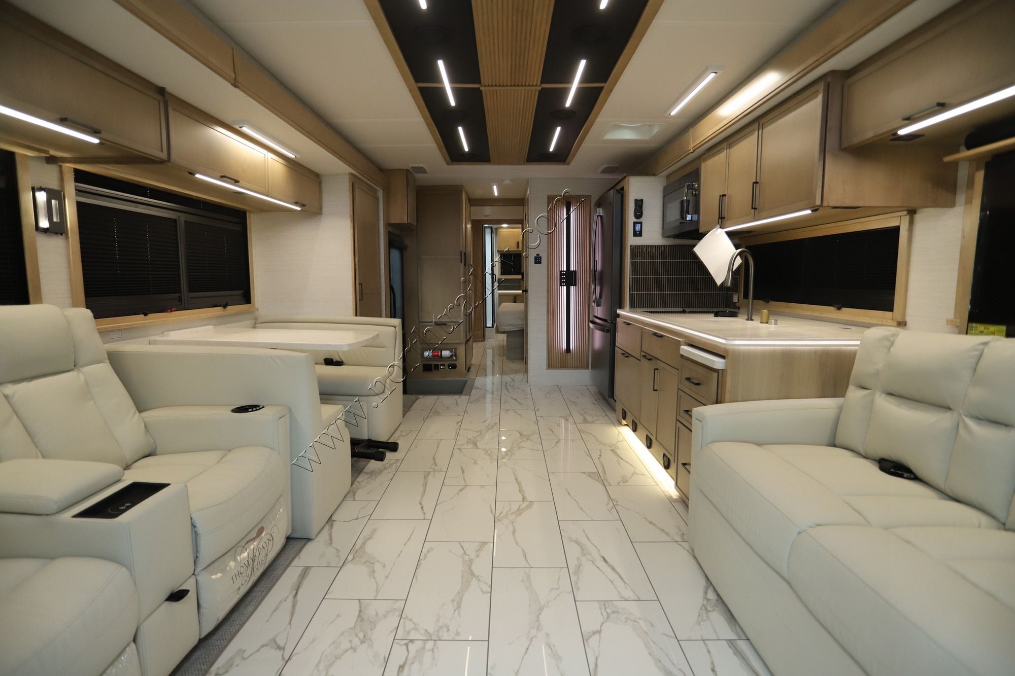 New 2026 Dynamax Grand Sport 45CB Super C  For Sale