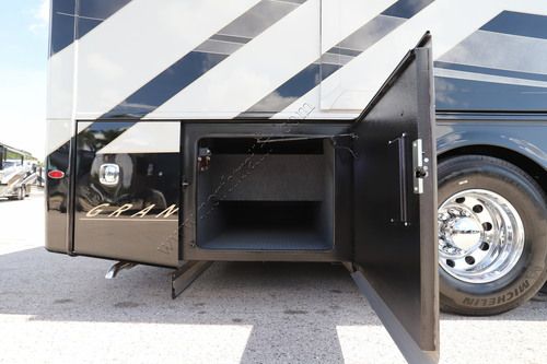 2026 Dynamax Grand Sport 45CB