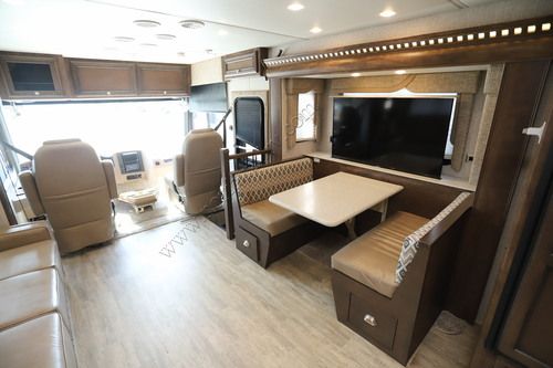 2021 Newmar Bay Star Sport 3315