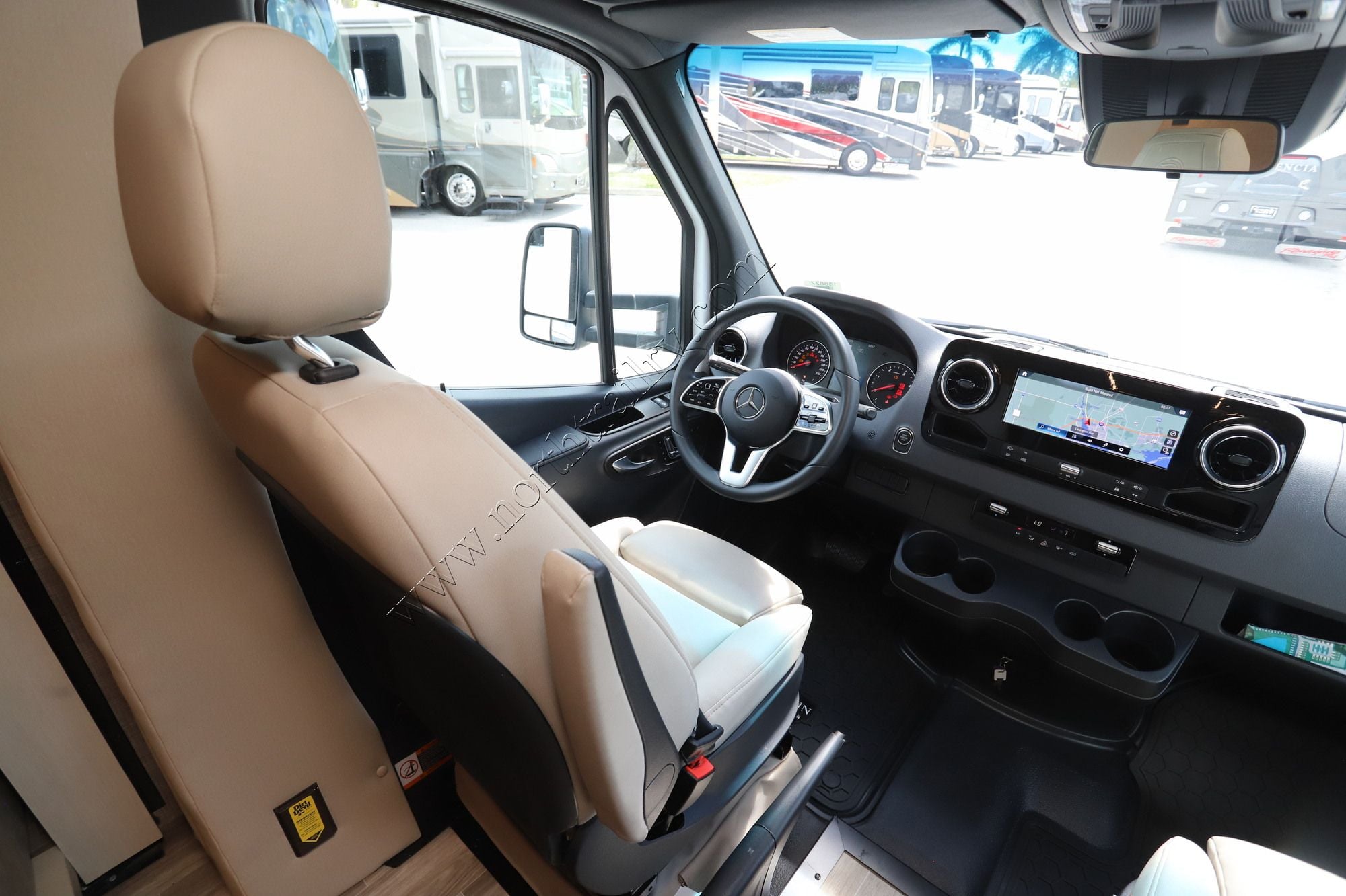 Used 2026 Tiffin Motor Homes Wayfarer 25XPW Class C  For Sale