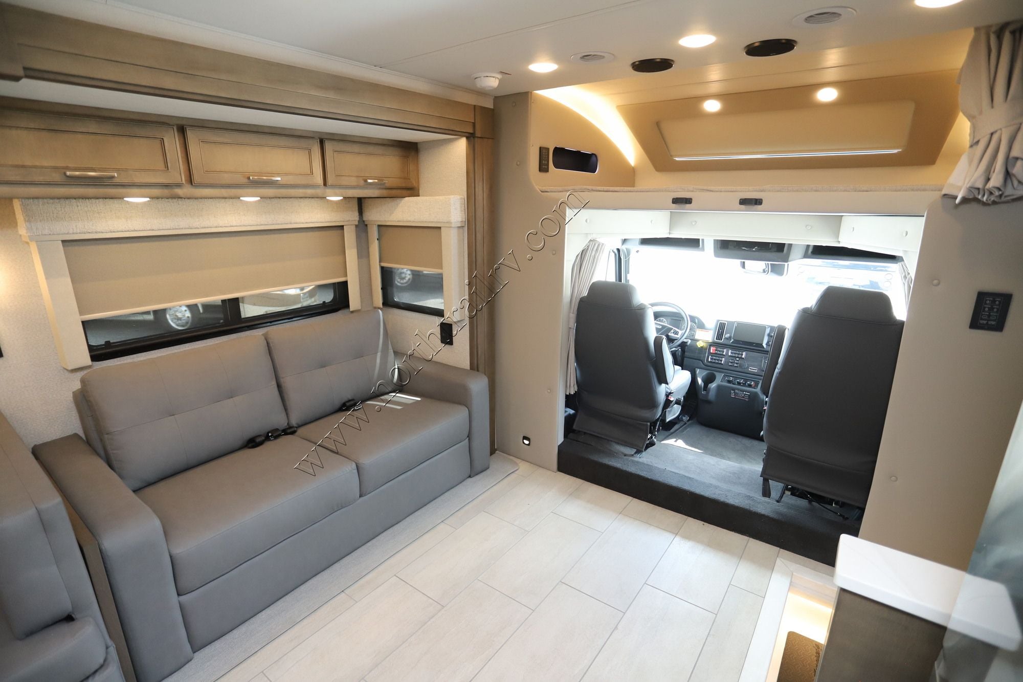 New 2027 Renegade Rv Verona 40VTB Super C  For Sale