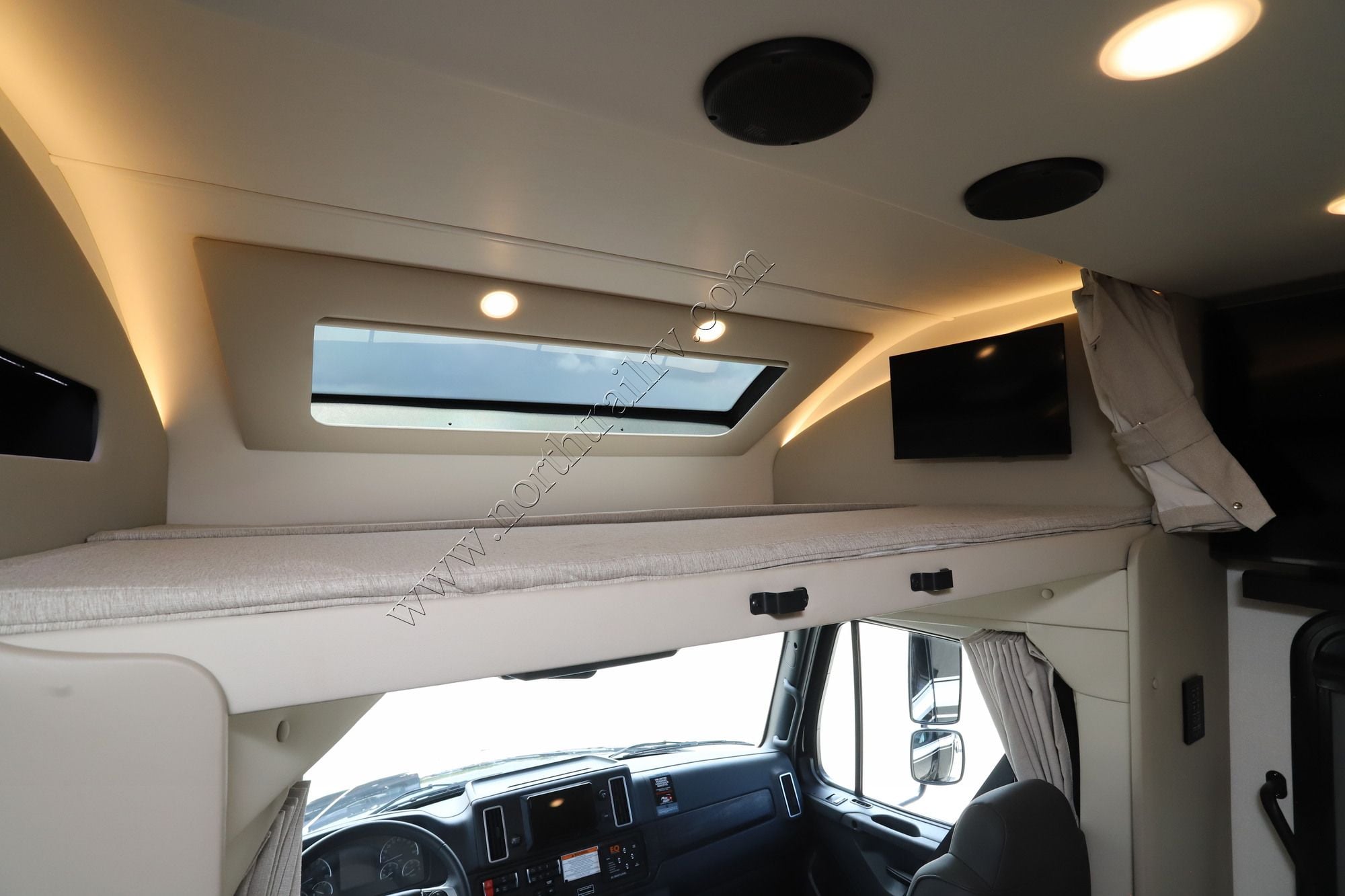 New 2027 Renegade Rv Verona 36VSB Super C  For Sale