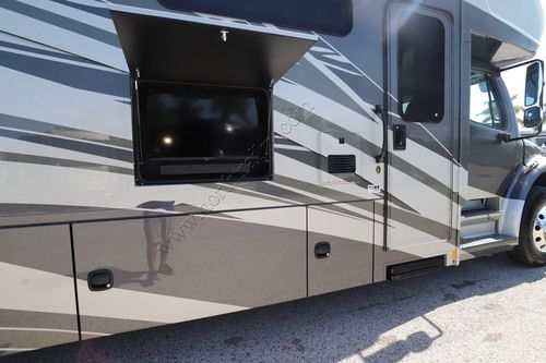 2027 Renegade Rv Valencia 36SB