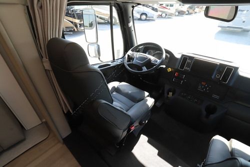 2027 Renegade Rv Valencia 36SB