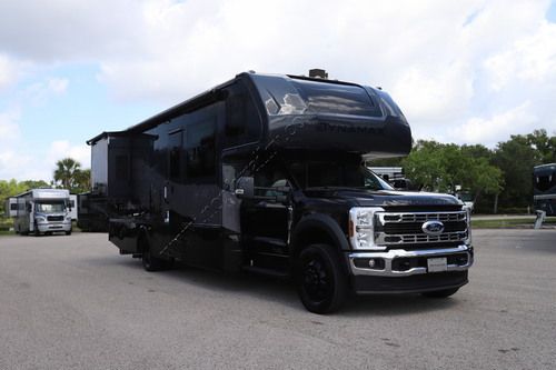 2027 Dynamax Isata 6 31KS