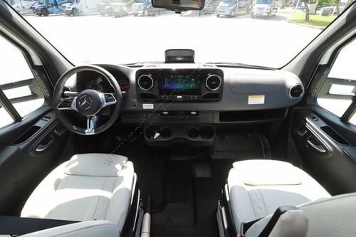 2027 Newmar Freedom Aire 2515