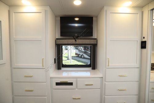 2027 Renegade Rv Valencia 36SB