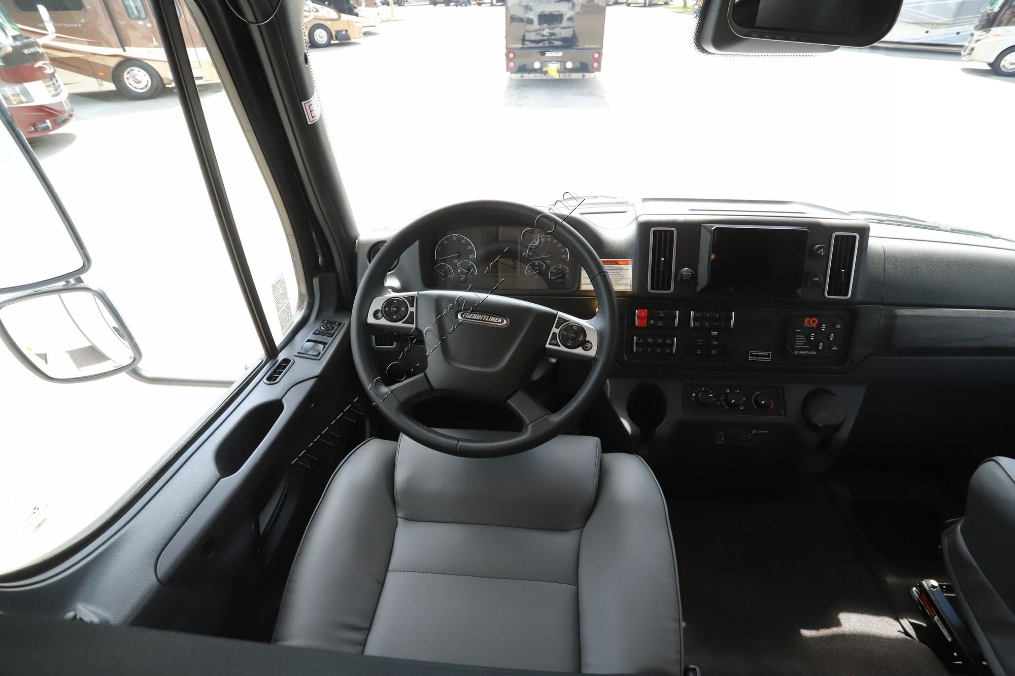 New 2027 Renegade Rv Verona 40VTB Super C  For Sale