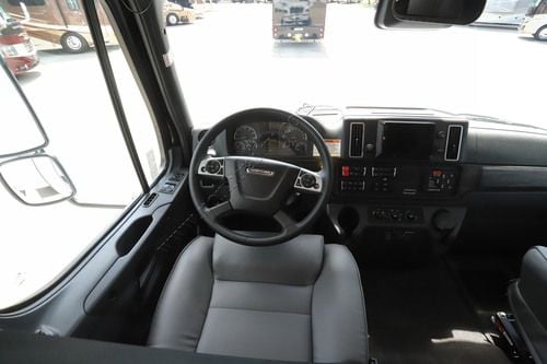 2027 Renegade Rv Verona 40VTB