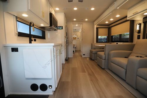2027 Renegade Rv Valencia 36SB