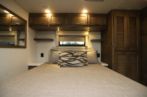 2027 Renegade Rv Verona 40VTB