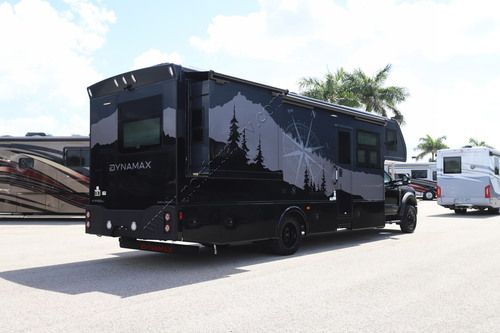 2027 Dynamax Isata 6 31KS