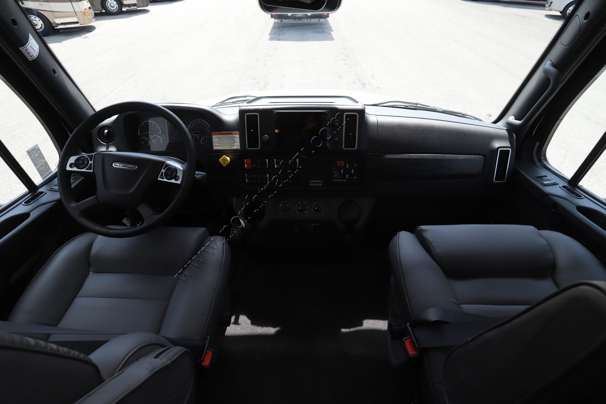New 2027 Renegade Rv Verona 40VTB Super C  For Sale