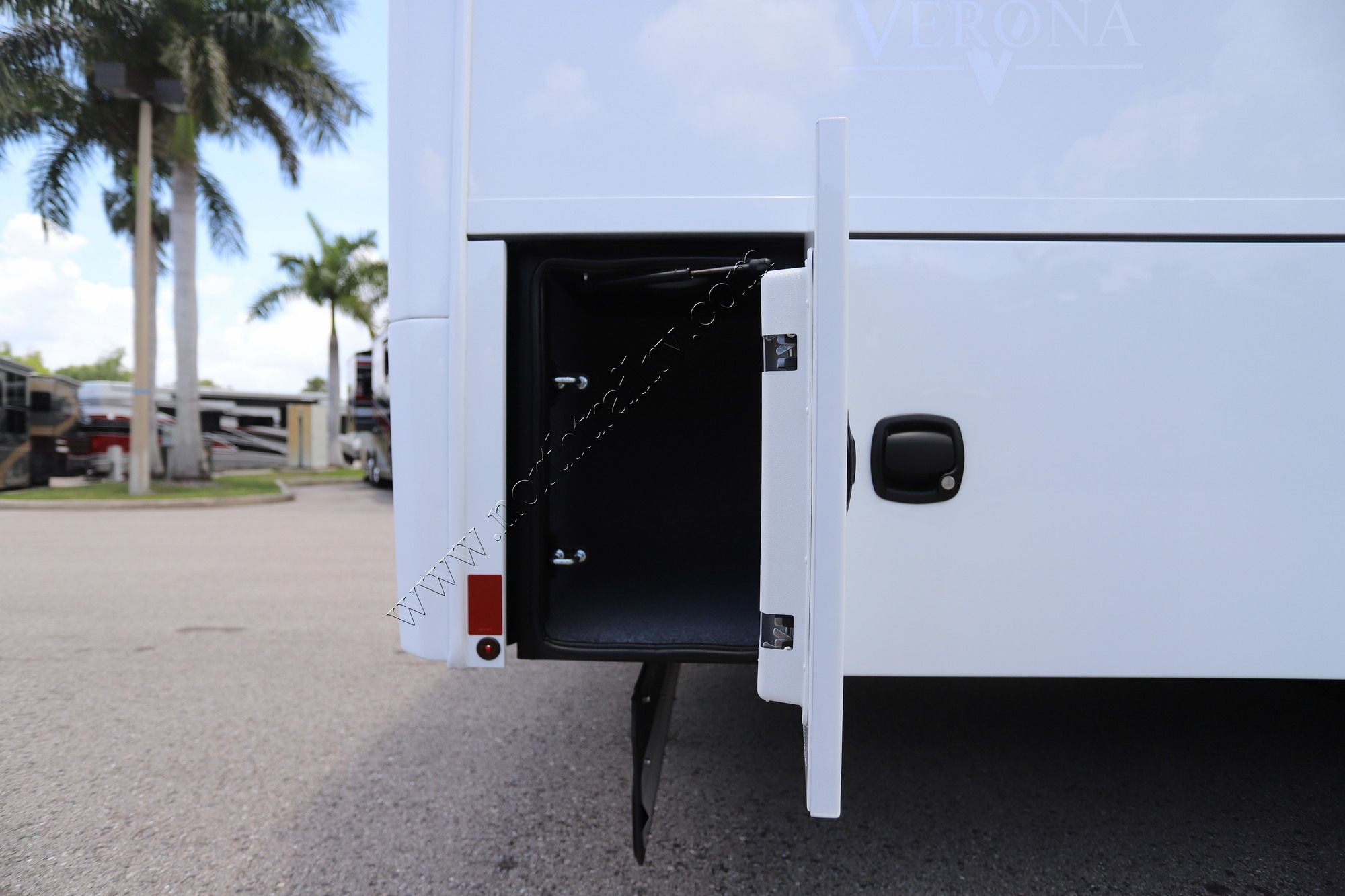 New 2027 Renegade Rv Verona 36VSB Super C  For Sale