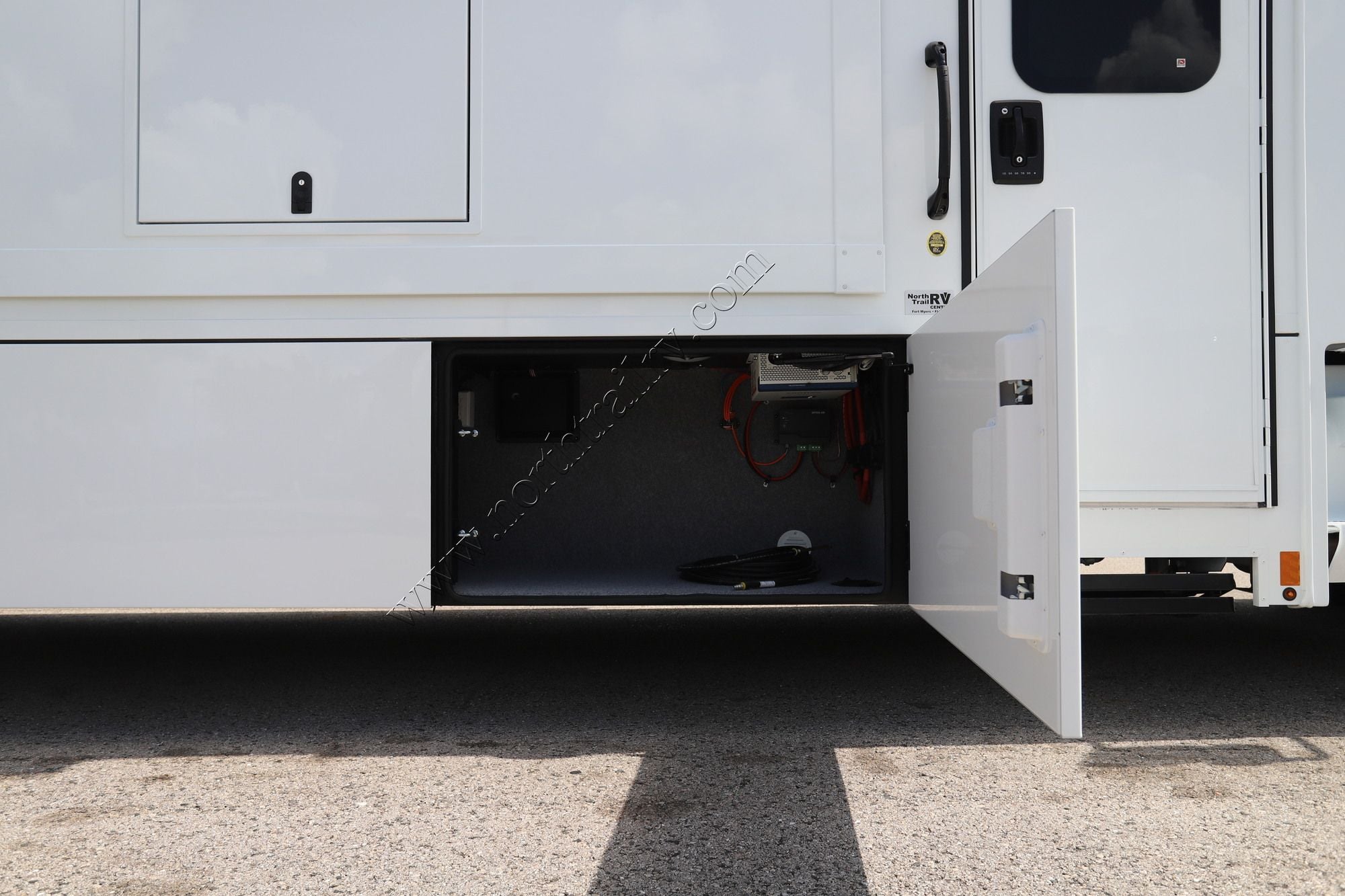 New 2027 Renegade Rv Verona 40VTB Super C  For Sale