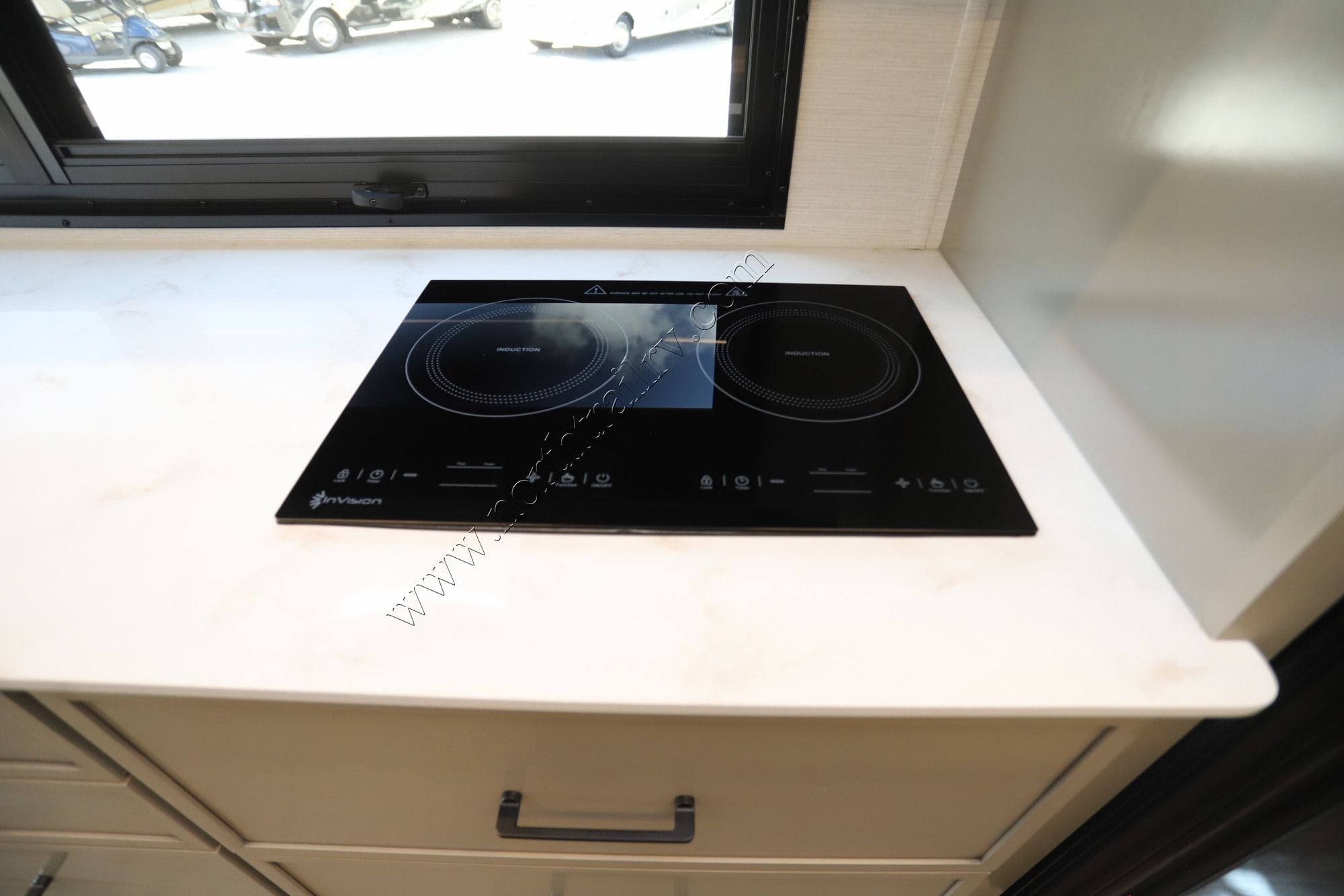 New 2027 Newmar Freedom Aire 2515 Class C  For Sale