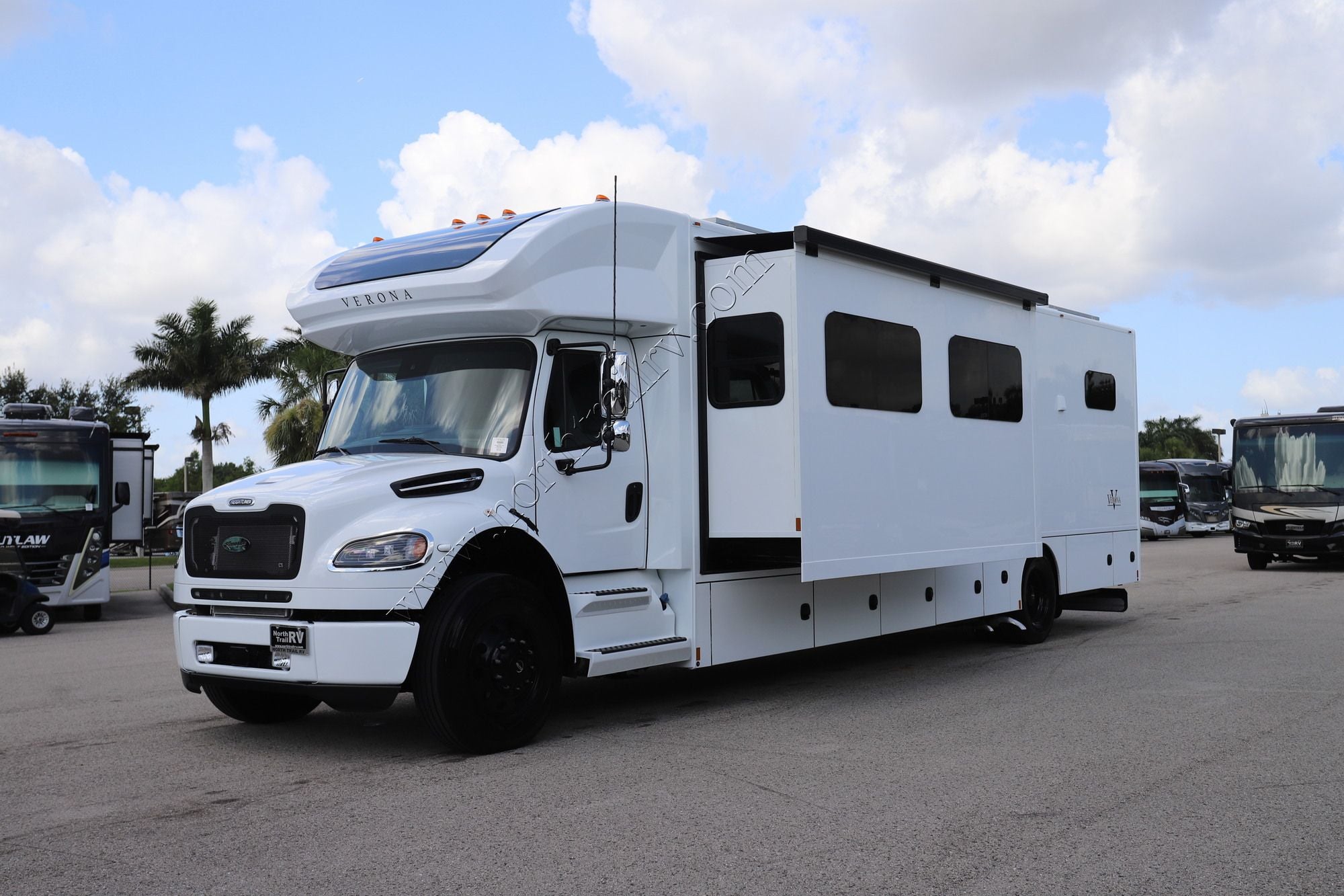 New 2027 Renegade Rv Verona 40VTB Super C  For Sale