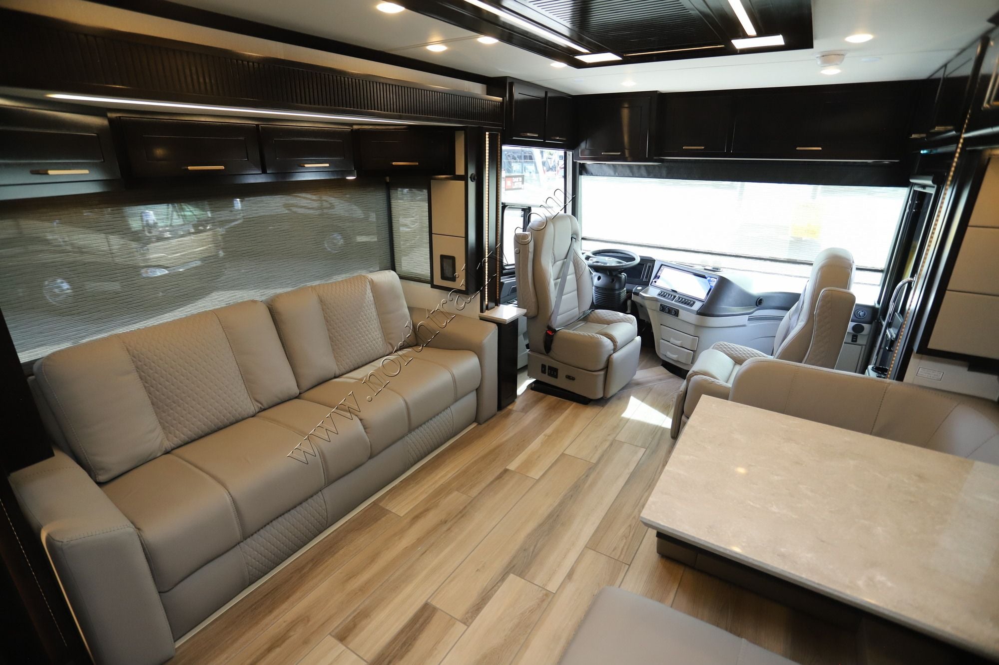 New 2027 Newmar New Aire 3543 Class A  For Sale