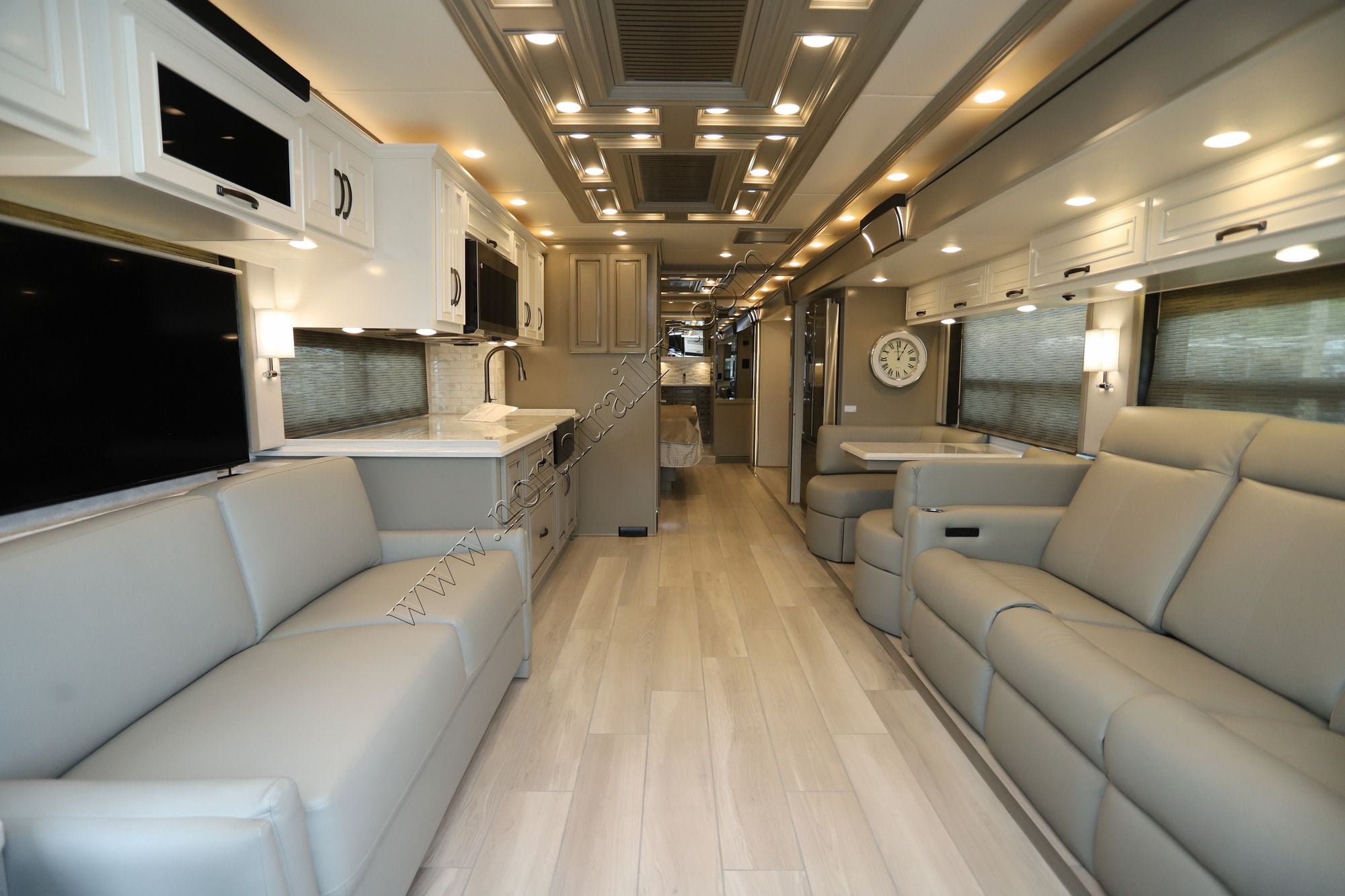 New 2027 Newmar Dutch Star 4081 Class A  For Sale