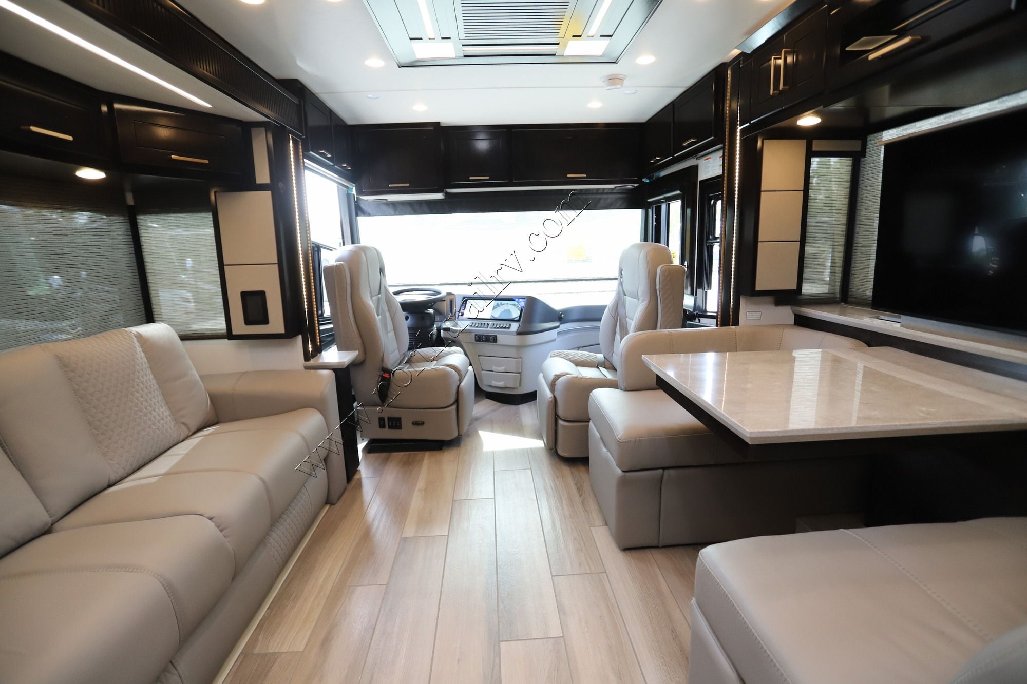 New 2027 Newmar New Aire 3543 Class A  For Sale