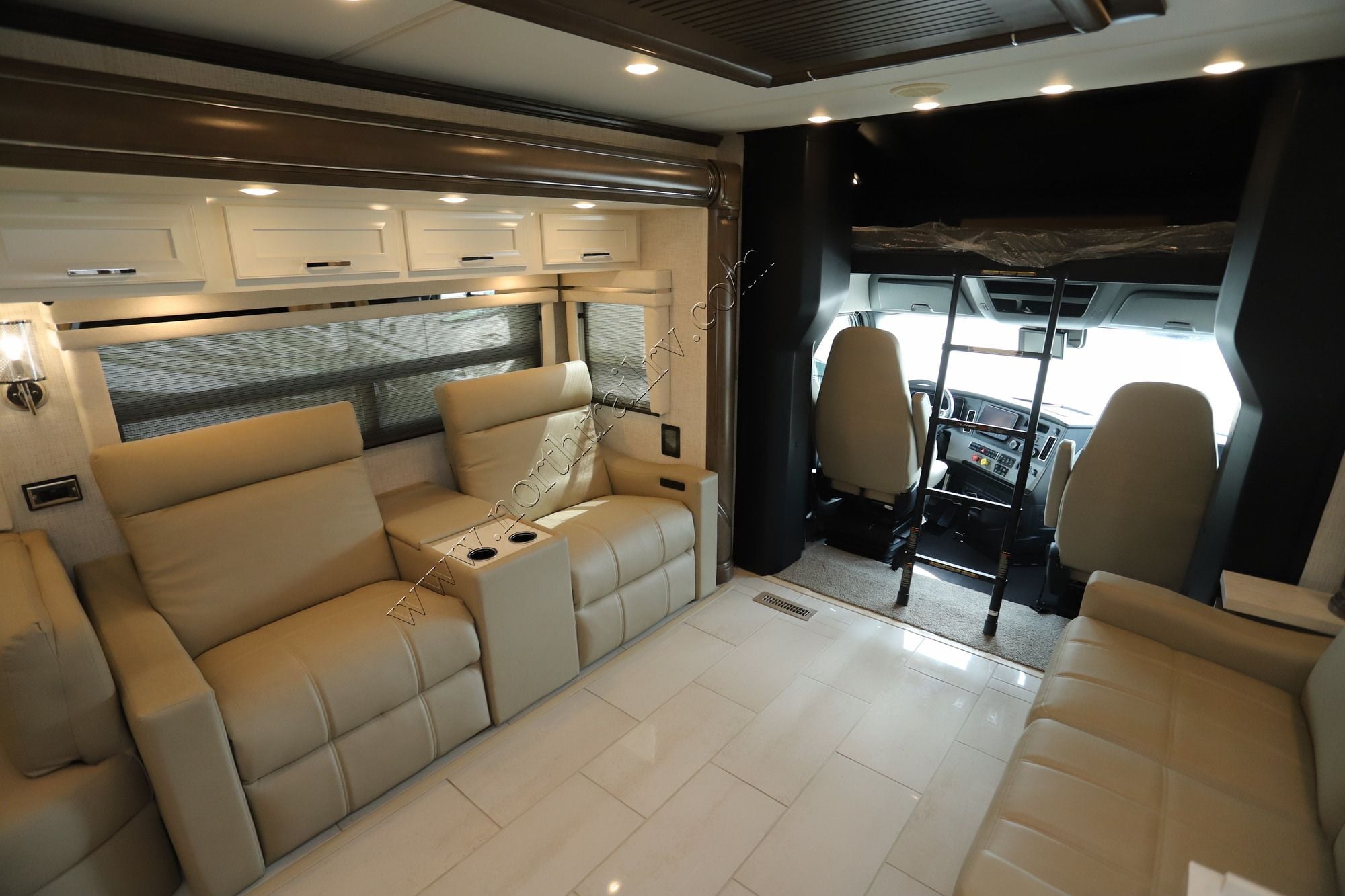 New 2027 Newmar Supreme Aire 4505 Super C  For Sale