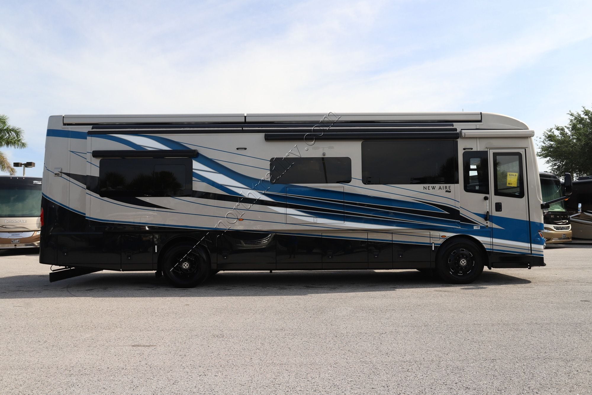 New 2027 Newmar New Aire 3543 Class A  For Sale