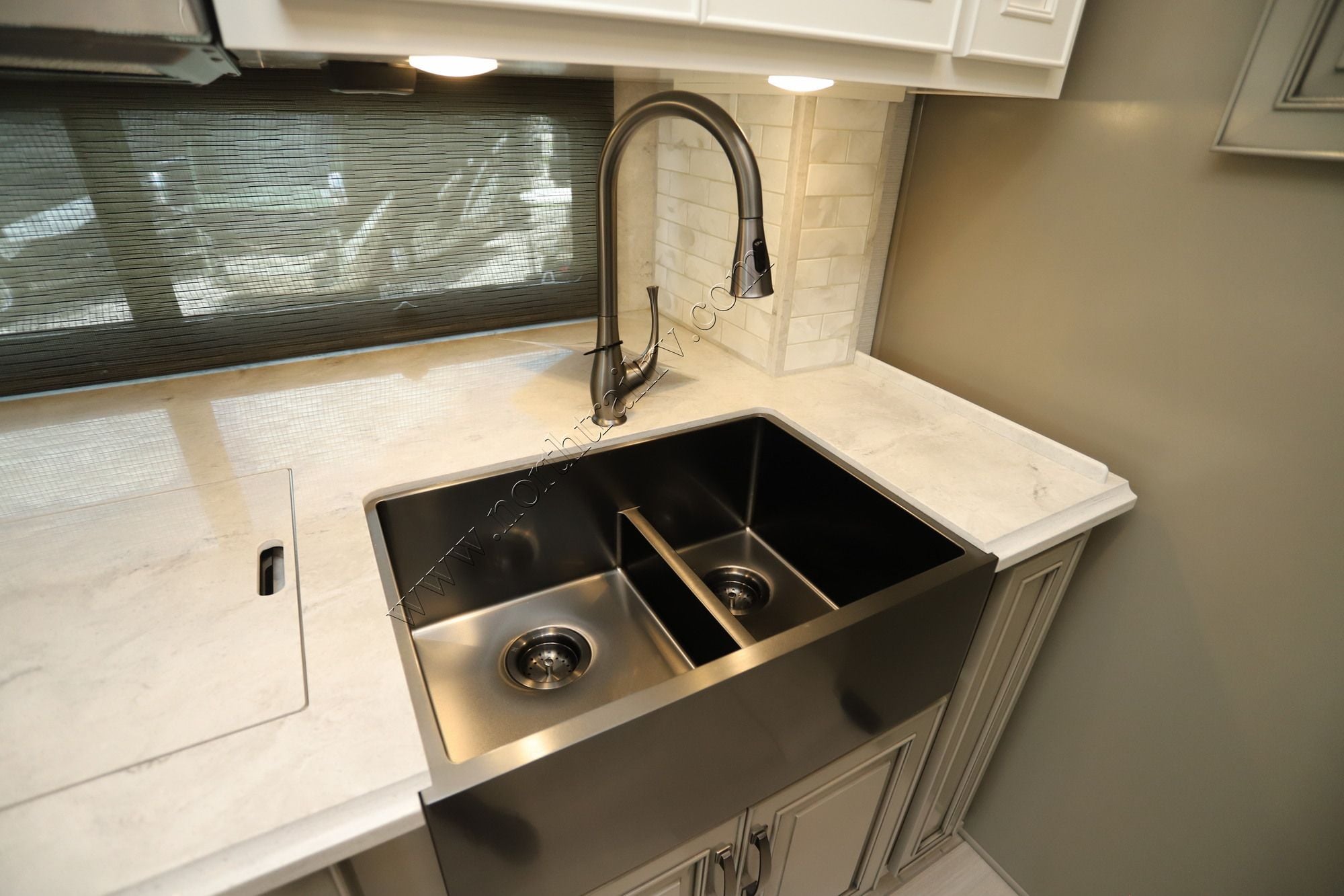 New 2027 Newmar Dutch Star 4081 Class A  For Sale