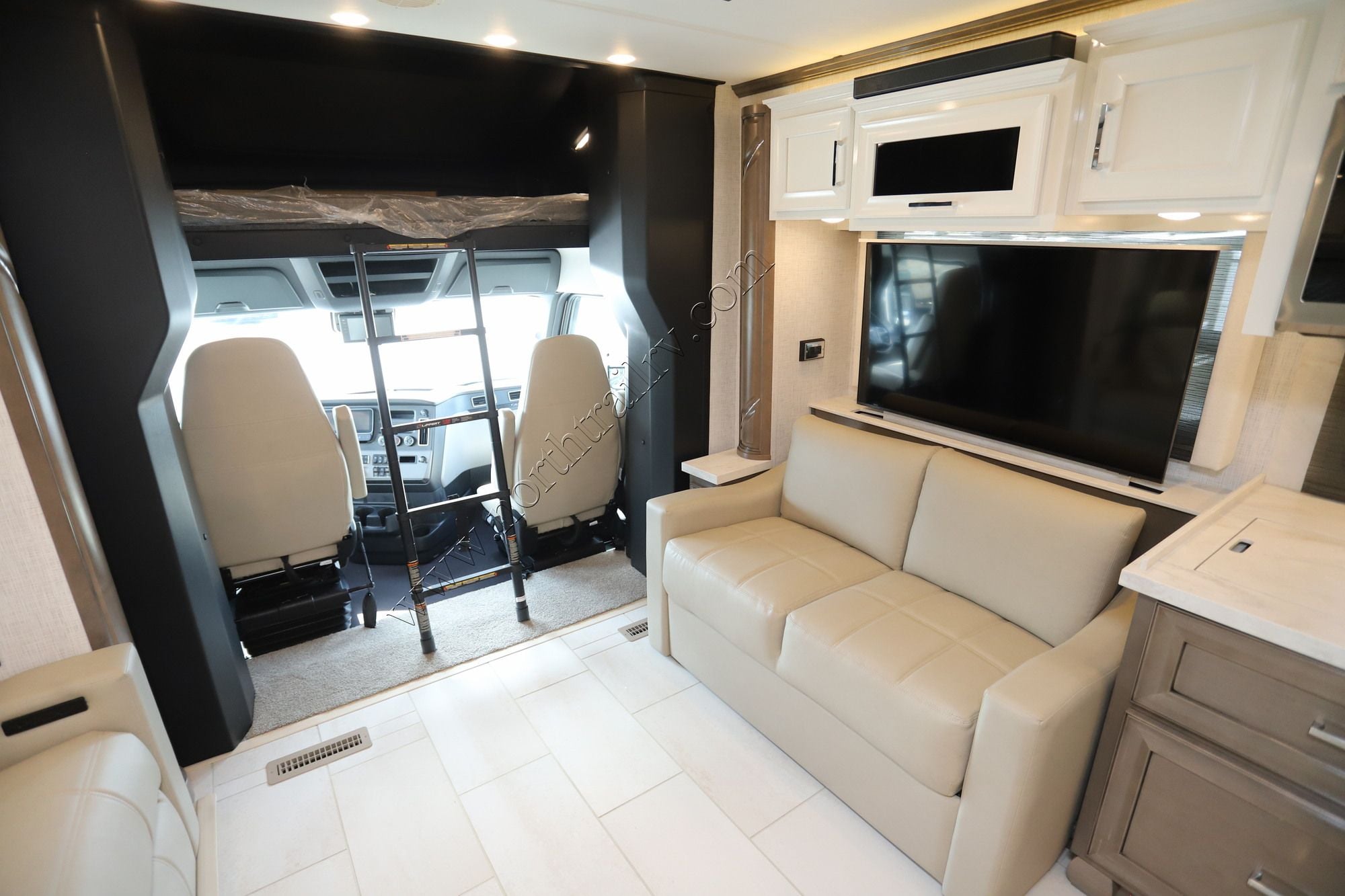 New 2027 Newmar Supreme Aire 4505 Super C  For Sale